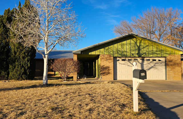 Beautiful 4 Bed/2 Bath Family Home photos photos