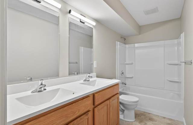 1761 8th Avenue - 11761 8th ave photos photos