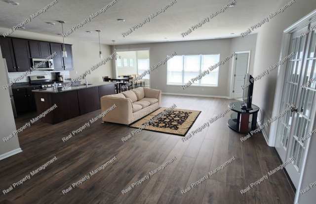 Maintenance Free 2 Bedroom Home Gallery 3