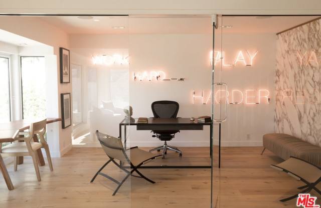 1330 Londonderry Pl Gallery 4