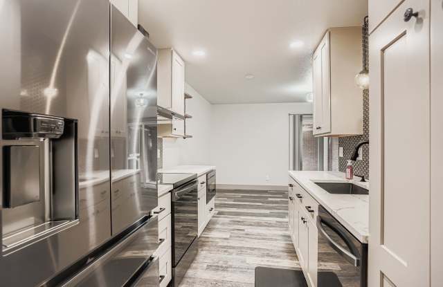 Sophisticated 3-Bed Townhome Near Red Rocks photos photos