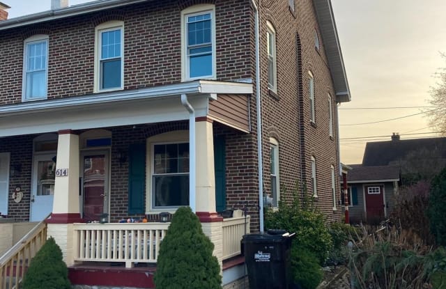 614 RHOADS AVENUE - 614 Rhoads Avenue, Boyertown, PA 19512