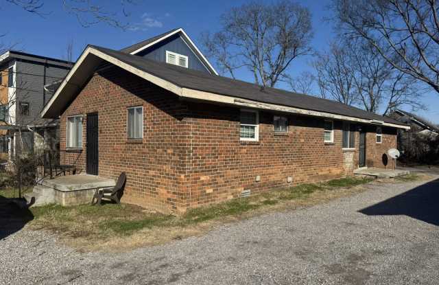 712-B 28th Ave N photos photos