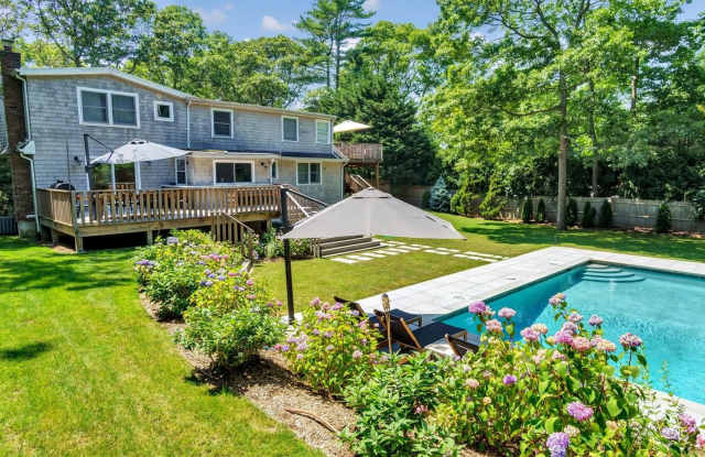 18 Bay View Road - 18 Bayview Road, North Sea, NY 11968 18 Bay View Road - 18 Bayview Road, North Sea, NY 11968