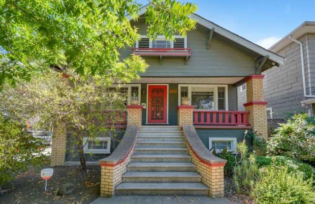 Mid Town 2 Bedroom 2 Bathroom 1260 Sqft. Bungalow for Lease - 2630 S Street, Sacramento, CA 95816 Mid Town 2 Bedroom 2 Bathroom 1260 Sqft. Bungalow for Lease - 2630 S Street, Sacramento, CA 95816