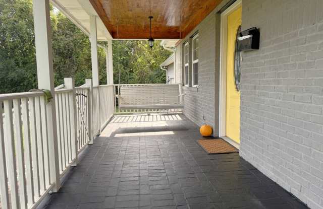 Maryville 37801 - 2 Bedroom, 1.5 Bath Home - contact Adam Sharp (865) 254-0980 Gallery 3