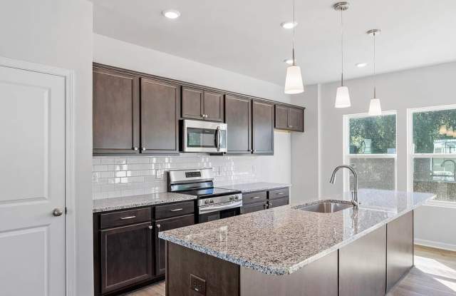 New Listing!! Gallery 4