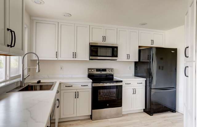 Charming Updated 3-Bedroom Home - 418 Southwest Erie Circle, Oak Harbor, WA 98277 Charming Updated 3-Bedroom Home - 418 Southwest Erie Circle, Oak Harbor, WA 98277