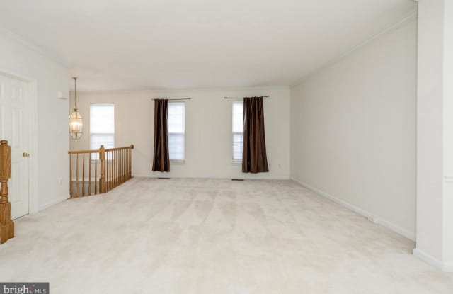 4703 CARONIA WAY Gallery 3