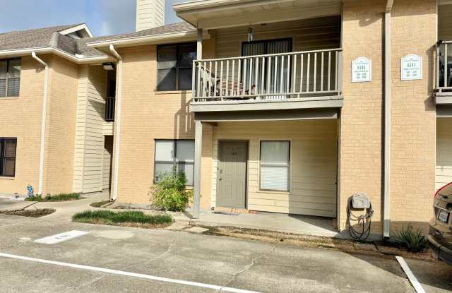 Charming 2 Bed 1 Bath Apartment photos photos Charming 2 Bed 1 Bath Apartment photos photos