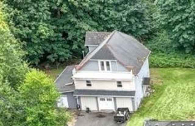 East Renton near Lake Kathleen MIL home - 3 bedroom 2.5 bathroom with 2 car garage - Available NOW! - 18911 Southeast 144th Street, East Renton Highlands, WA 98059 East Renton near Lake Kathleen MIL home - 3 bedroom 2.5 bathroom with 2 car garage - Available NOW! - 18911 Southeast 144th Street, East Renton Highlands, WA 98059