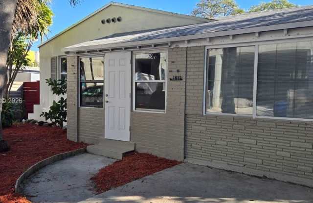 1812 Scott St photos photos