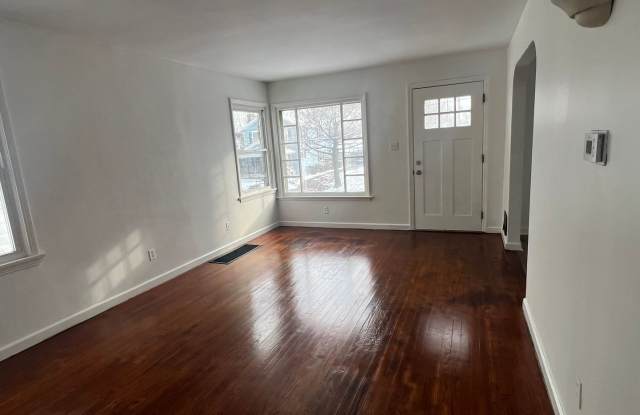 **COMING SOON** 3 bedrooms 1.5 bathrooms - 229 East Siebenthaler Avenue, Dayton, OH 45405