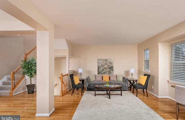 5914 PIMLICO ROAD Gallery 4