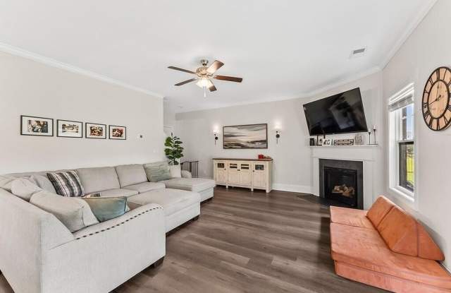 2085 Canadiangeese Drive Gallery 3