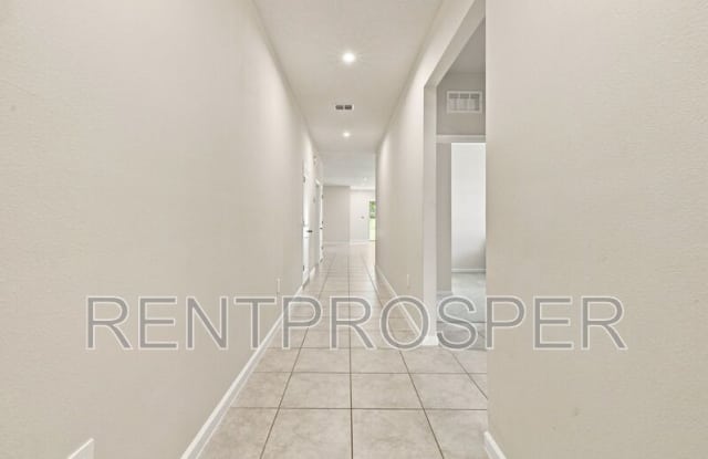 3754 Isle Royal Place Gallery 4