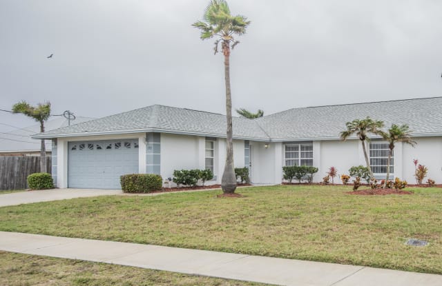 172 Lee Avenue - 172 Lee Avenue, Satellite Beach, FL 32937