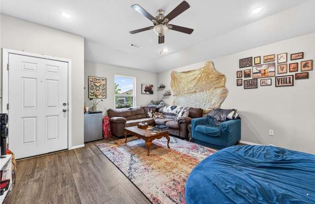 967 E Sparrow Circle Gallery 3