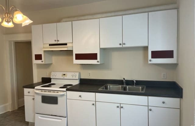 100 W. Club Apt A - Available Now! photos photos