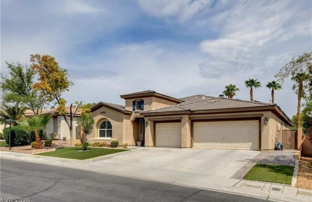 8086 Merlewood Avenue Gallery 2