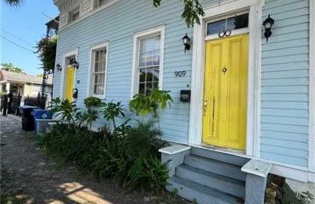 909 RACE Street - 909 Race Street, New Orleans, LA 70130