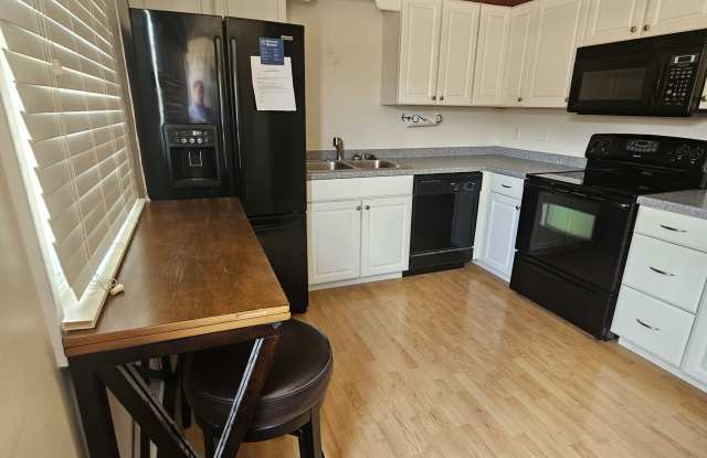 105 East Lincoln Street - 1I photos photos