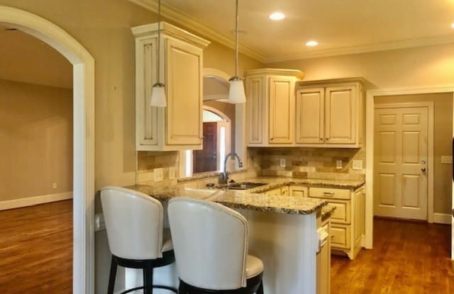 1200 Dogwood Drive Gallery 3