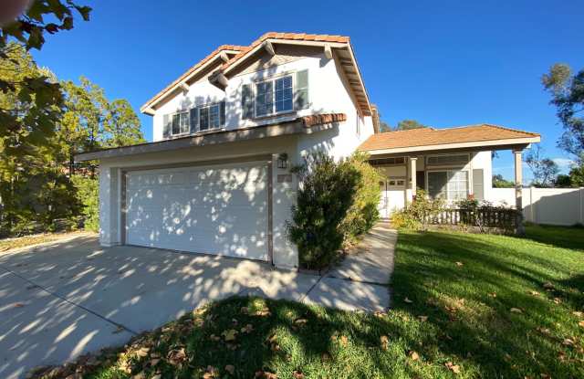 5 Bedroom, 3 bath home with HUGE LOT in TEMECULA photos photos