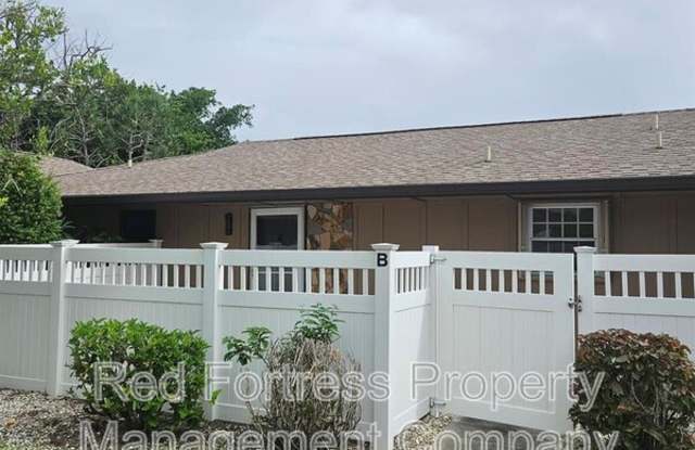 4301 Island Circle photos photos