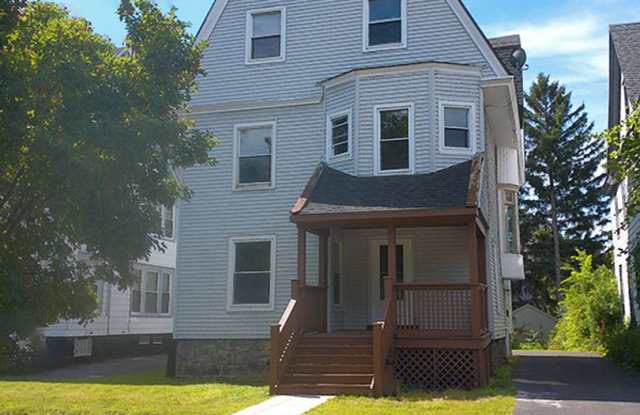 204 Harvard Place - Available 7/1/26 - Spacious Single Family Home One Block From Shops and Eateries photos photos