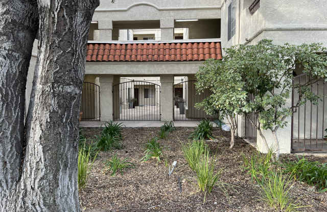 Twin Oak photos photos