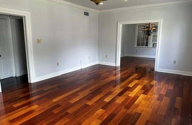4649 DART Street Gallery 4