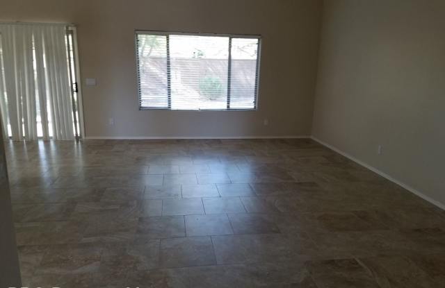 16198 W Hope Dr Gallery 2