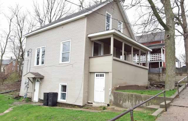 4 Bedroom Single Family Home in Goshen photos photos