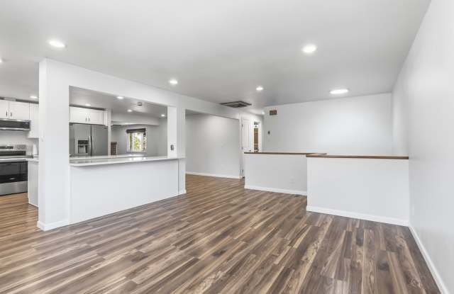 122 Helena Circle Gallery 3