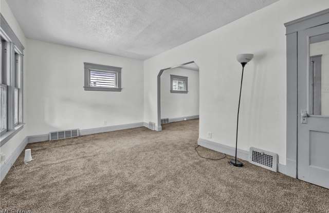 3341 E 145th Street Gallery 3