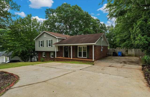 4-bedroom, 2-bath home in the sought-after Autumn Ridge neighborhood photos photos