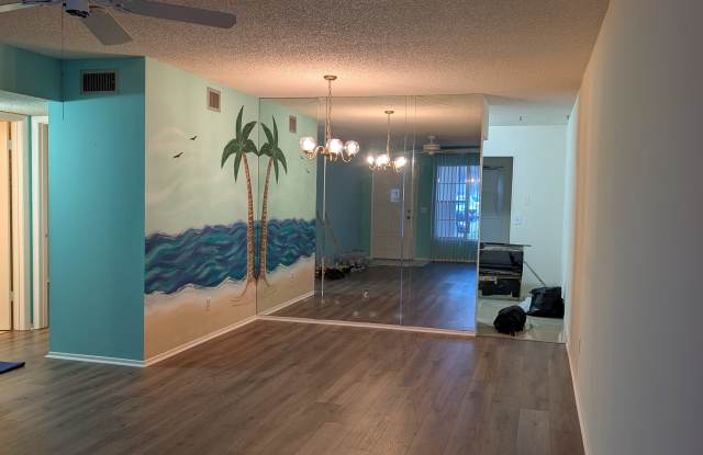 2258 World Parkway Boulevard Gallery 2