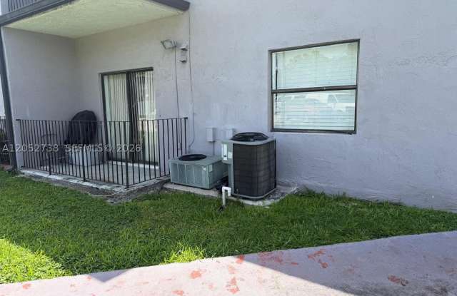 13221 SW 17th Ln photos photos