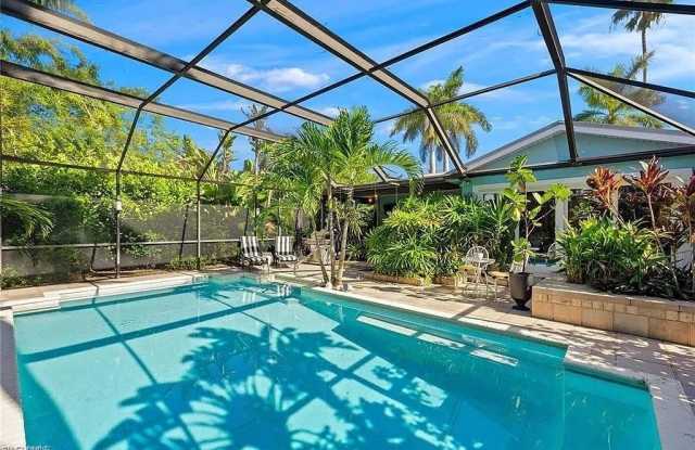 792 108th Ave N photos photos