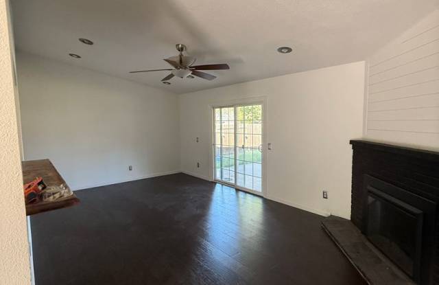 Beautiful 4/2 Orangevale Home Gallery 4