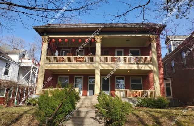 2821 Charlotte Street photos photos