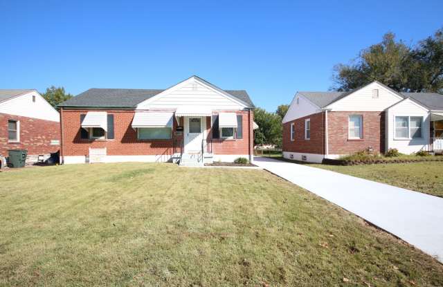 Beautiful 2 Bed/2 Bath Home for Rent Gallery 1
