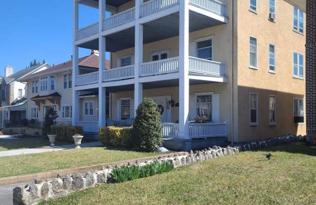 1106 Oak Hill Avenue - 1106 Oak Hill Avenue, Hagerstown, MD 21742