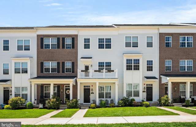 110 WATERSIDE MEWS photos photos