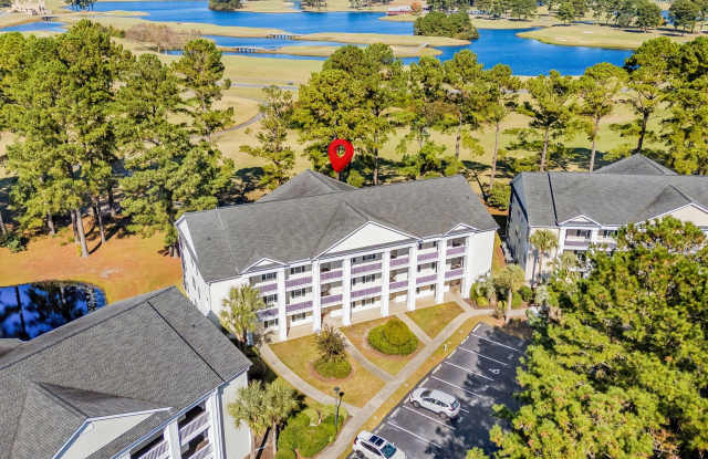WINTER & SNOWBIRD RETREAT (Oct – Mar) | Spacious 3BR/2BA Golf Course Condo Gallery 3