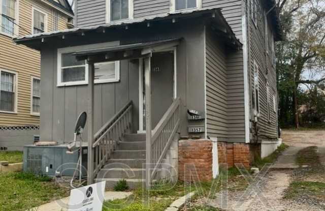 1357 Glover St photos photos