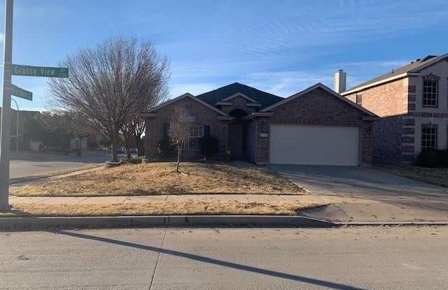 1732 Grassy View Drive Gallery 2
