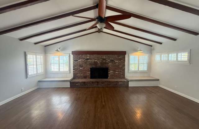 Spacious Silver Lake Charmer 2-bedroom, 1-bath home for Rent photos photos
