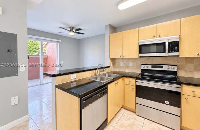 6102 NW 114th Ct Gallery 3
